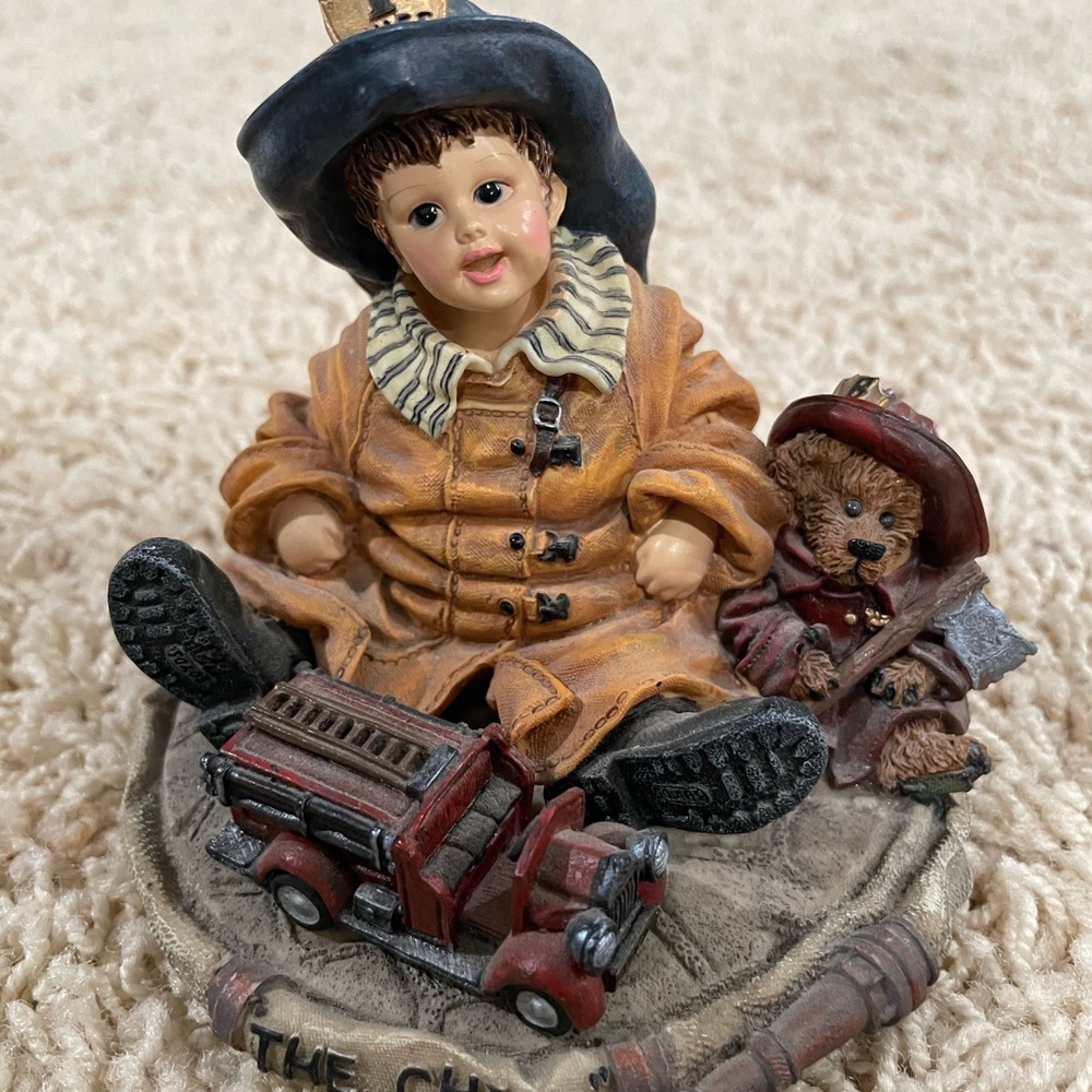 Boyds Bears Fire Chief Figurine